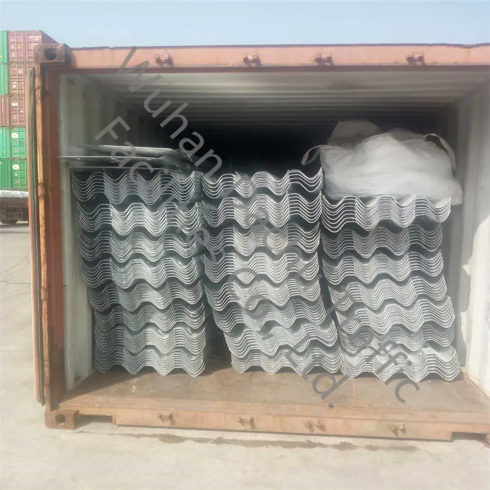 Galvanized Steel Thrie-beam Guardrail Bridge End