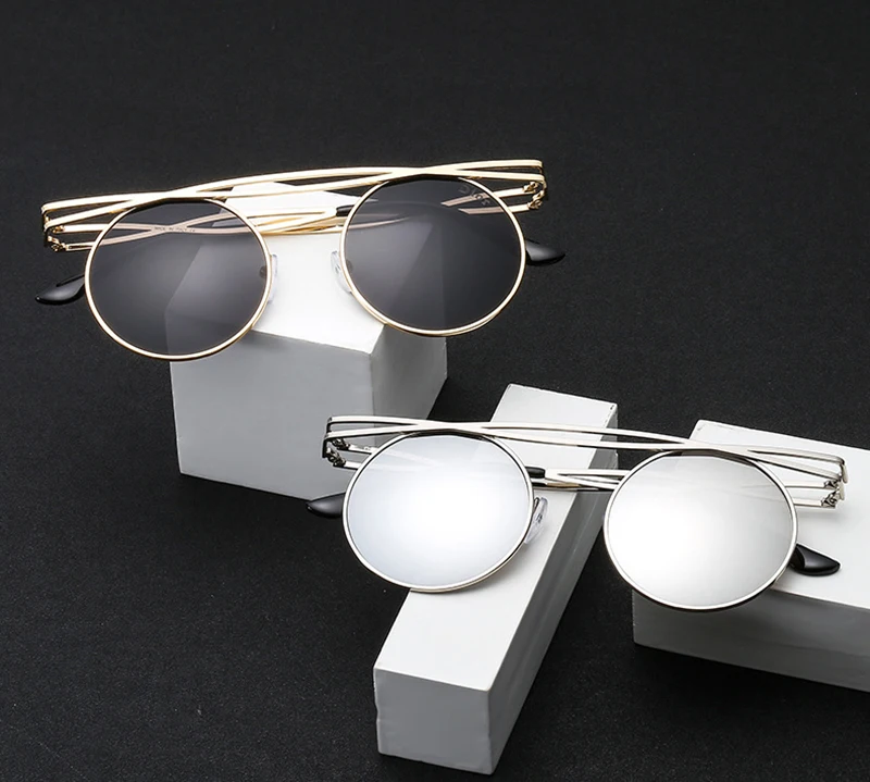 2019 Man Woman Round Glasses Hollow Personality Frame Fashion Sunglasses