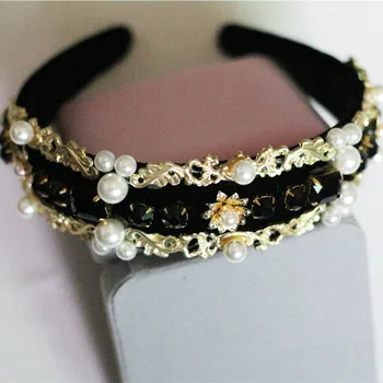 2017 Baroque Exaggerated Sparkly Gem Big Crown Royal Bow Crystal