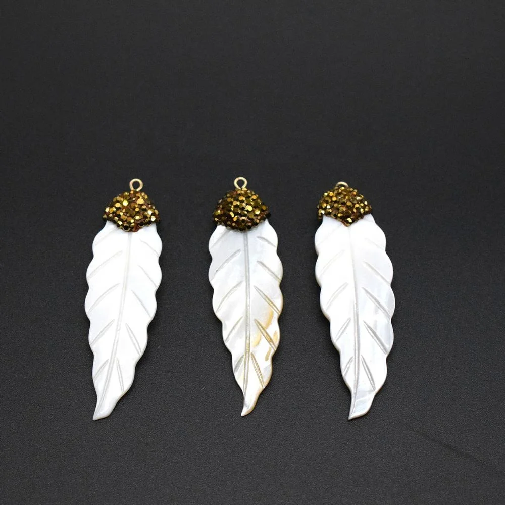 

Wholesale Natural Leaf Shell Pendant With Paved Crystal,Carved Shell Pendant For Jewelry Making