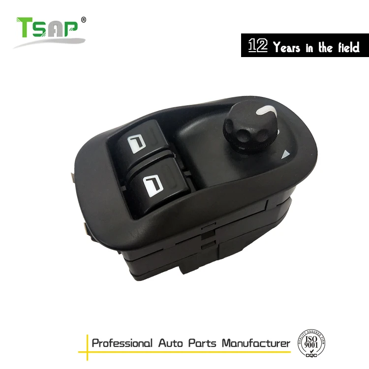 Renault Clio Hazard Lights Flashing