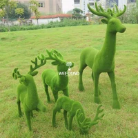 

AA103 Artificial moss reindeer topiary animal