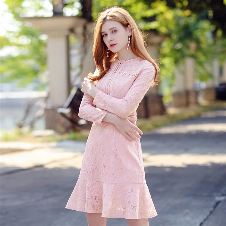 

Hollow Out Pure Color Fishtail Skirt Lace Dress, Customized color