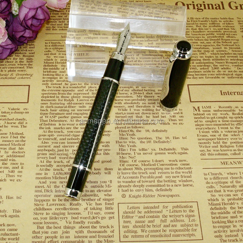 Luxury Carbon Fiber Fountain Pen Liquid Ink Pens With Pump Cartridge