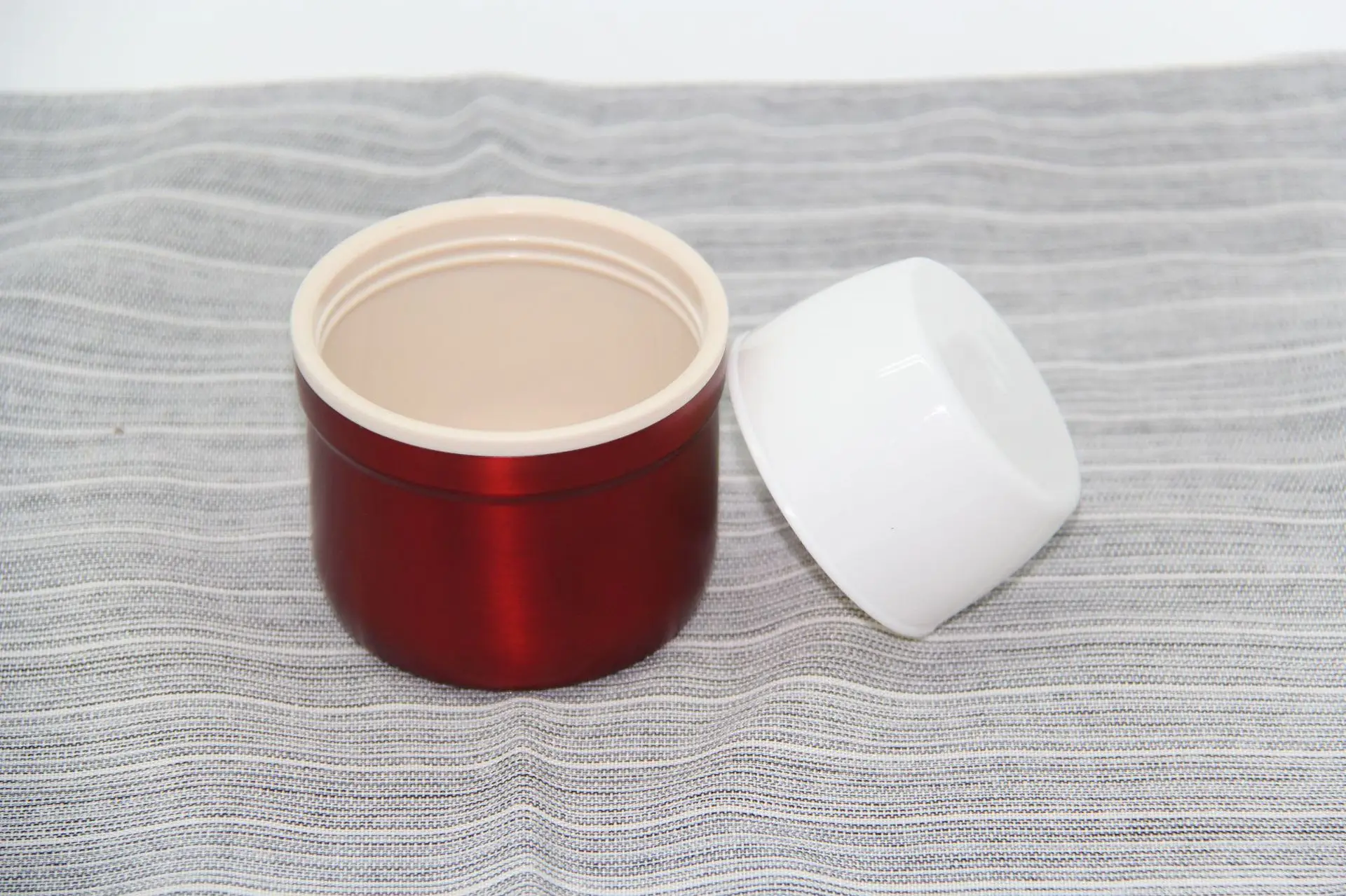 34oz insulated stainless steel water bottle