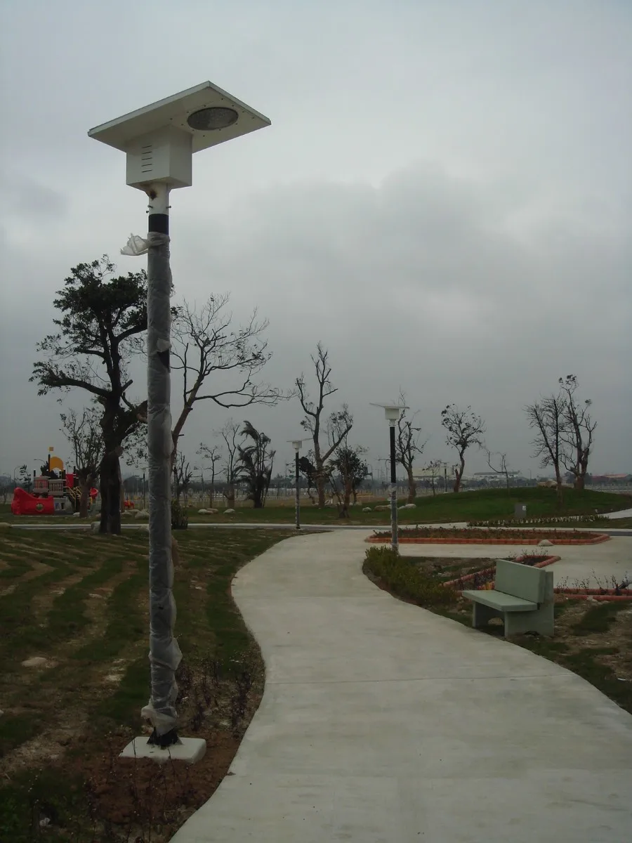 
Made In Taiwan smart all-in-one 2 years Warranty wireless durable solar led street light 