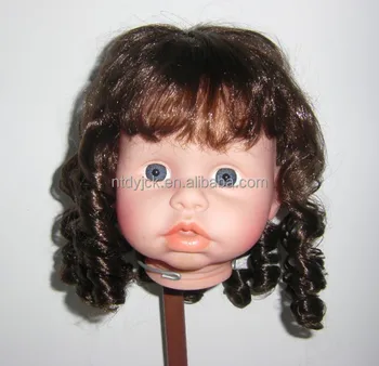 braiding hair doll