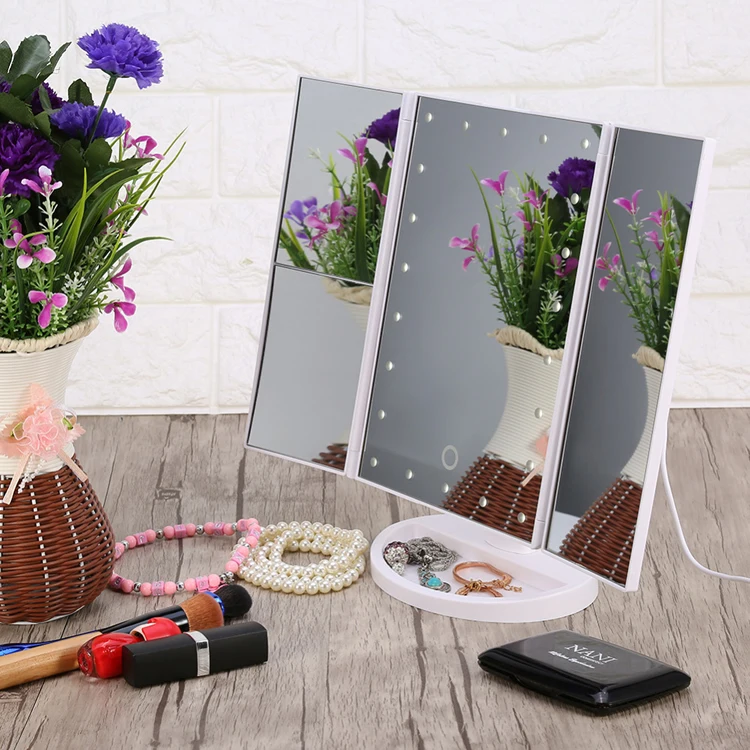  2018 New Arrival Trifold 180 Degree Free Rotation 22Pcs LED lighted vanity makeup mirror