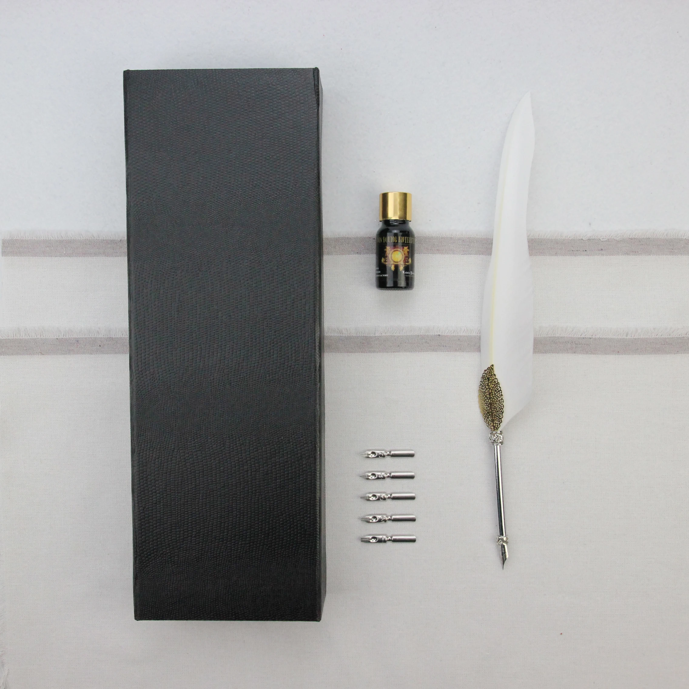 White Feather Fountain Pen Set,New Product For 2019 New Year Gift Buy