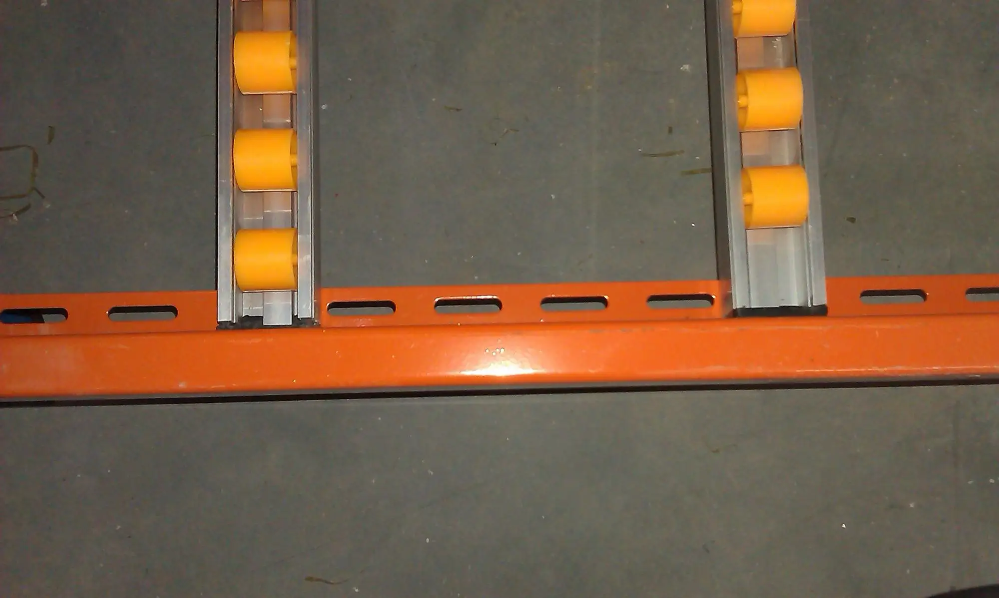 Order Picking Gravity Flow Roller Racking Systems Carton Flow Racks ...
