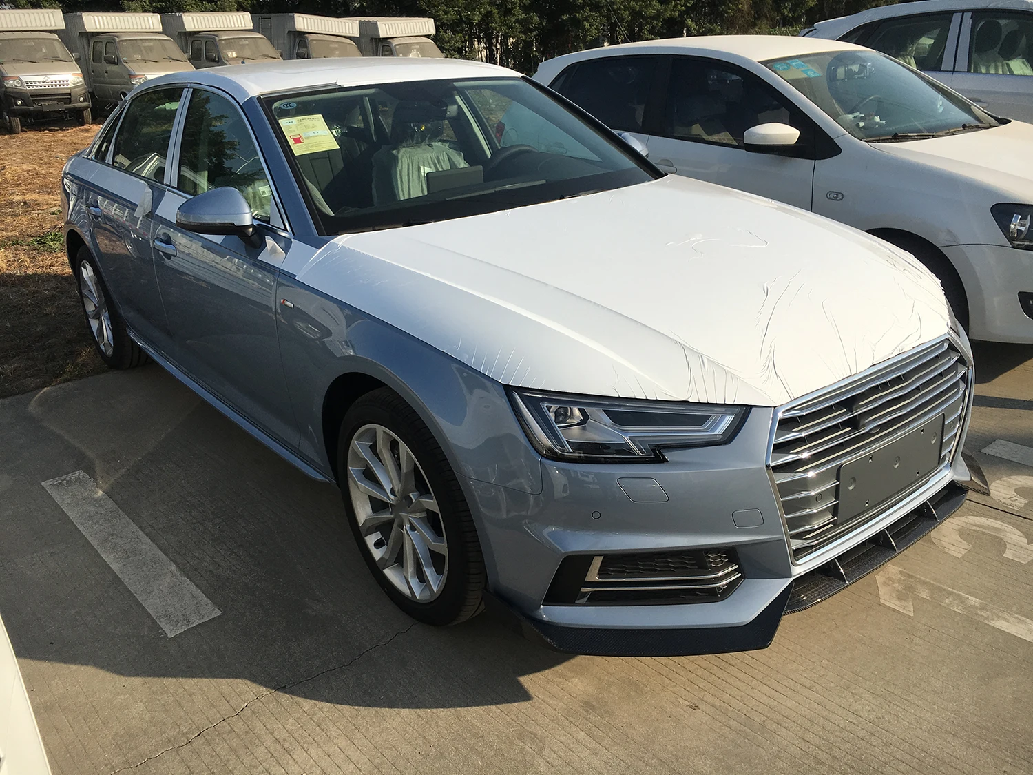 碳纤维前保险杠唇为奥迪 a4 b9 sline s4 17-18