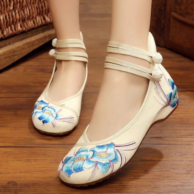 

Embroidered Chinese Style Flats Ballet Embroidery Crafts Women's Shoes Red White Black