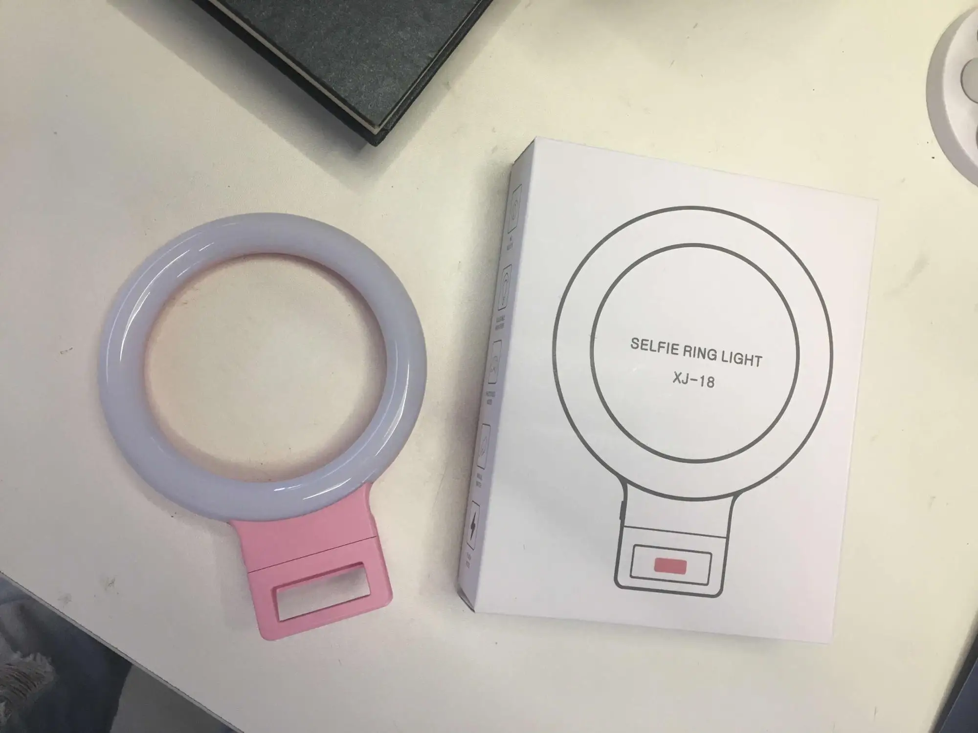 XJ-18 selfie ring light led rechargeable round shape portable selfie flash light for smartphone with 36leds two color light