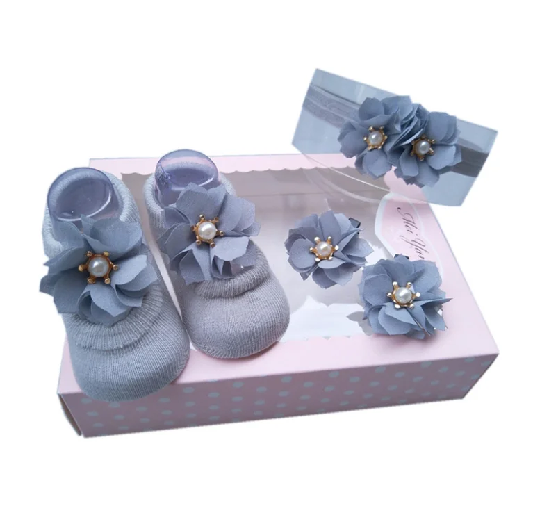 Newborn gift box lace bow flower headband hair pin set baby socks