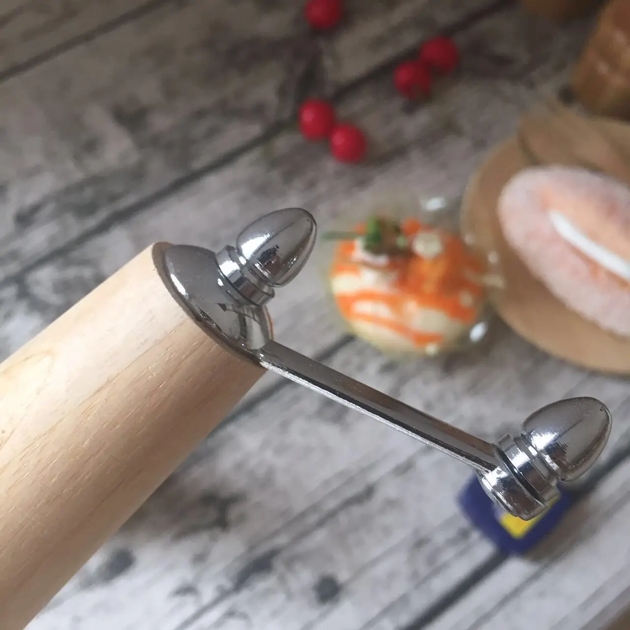 100% Natural manual custom hot sales packaging pepper grinder / bamboo pepper mill / manual salt and pepper grinder