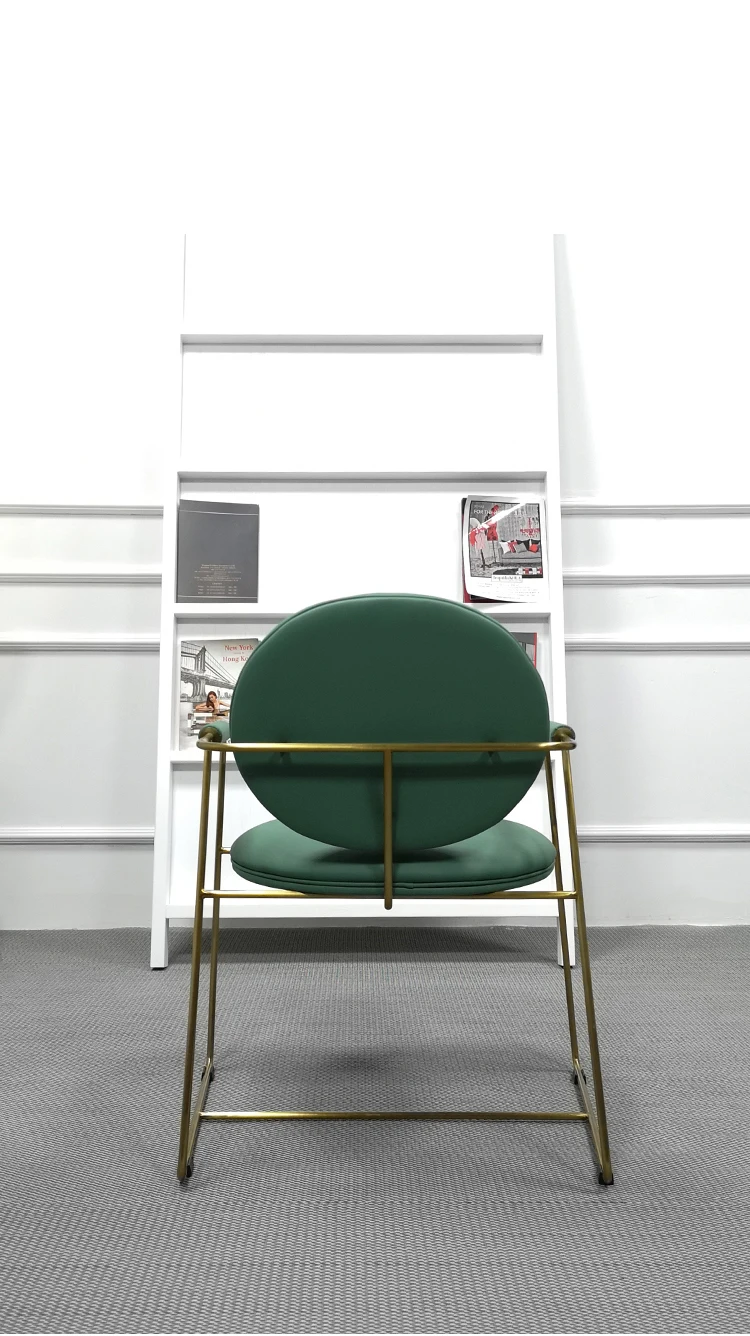 Wholesale custom classic designed luxury furniture elegant coffee restaurant vintage armrest modern leather  dining chair