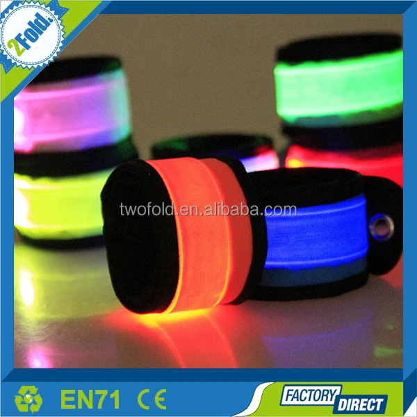LED Slap Band Glow bracelet Armband Glow in the dark
