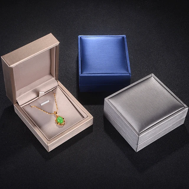 
Custom Logo Quality Blue Gold Silver Packaging Jewelry Boxes Ring Bracelet Necklace Pendant Jewellery Set Boxes on Stock 