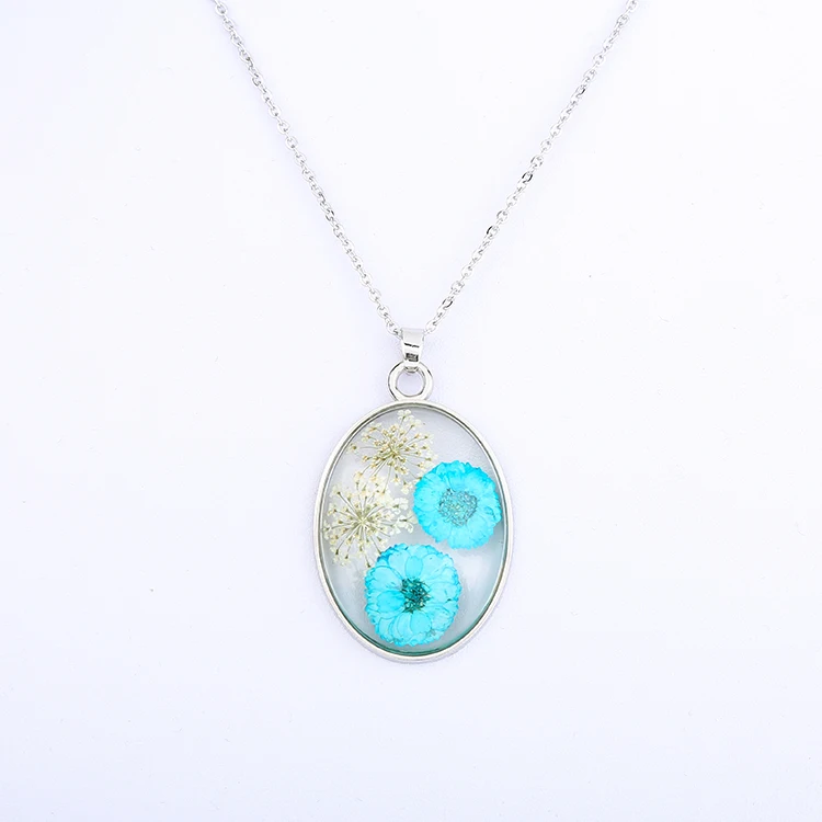 

2021 New Design Real Dry Flower Pendant Epoxy Resin Necklace Vintage Jewelry for Women, Vintage metal alloy