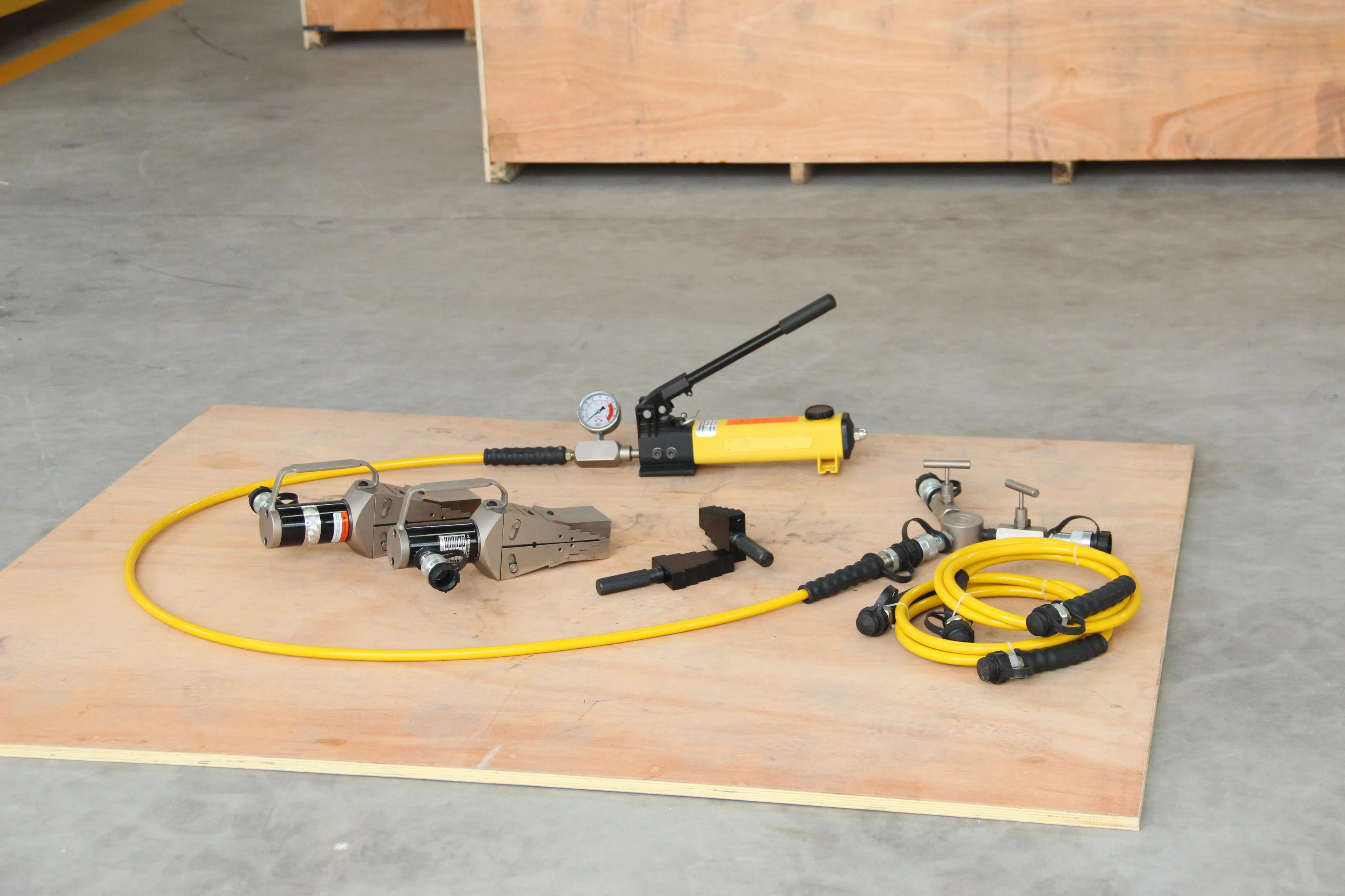 Oem Hydraulic Flange Spreader Buy Flange Spreader,Hydraulic Hand