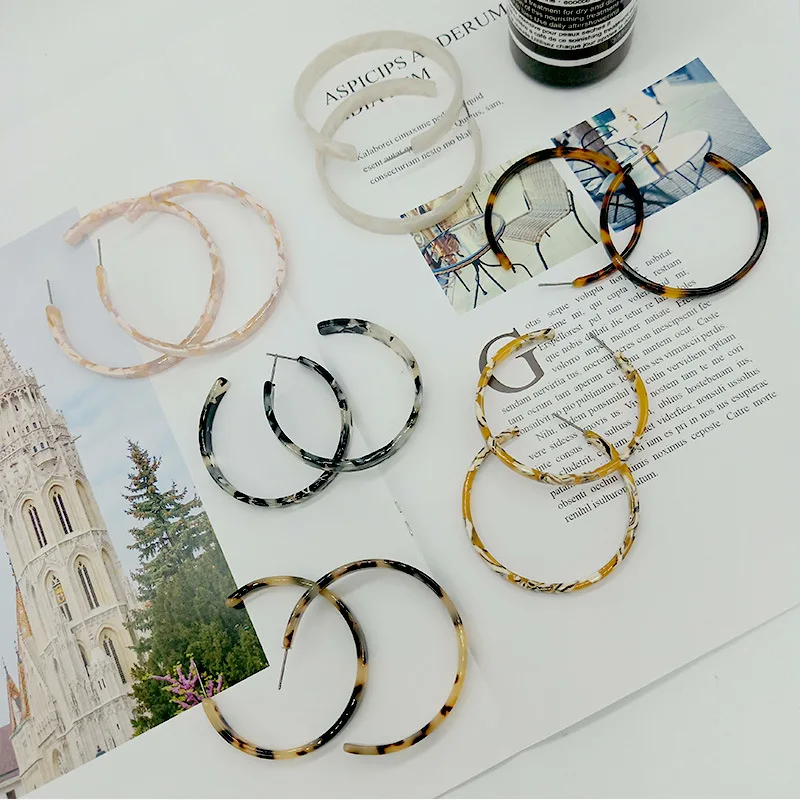 

2019 New Arrival 5.1CM Wholesale Custom Acrylic Circle C Shape Stud Earrings Tortoiseshell Acetate Big Hoop Earring For Girls, As picture