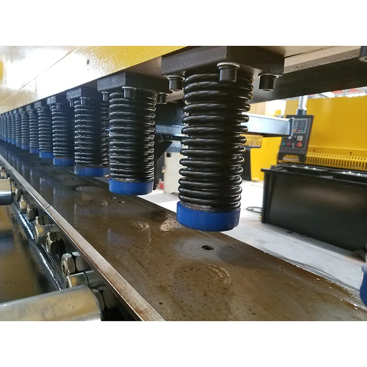 CNC plate mini hydraulic swing beam shearing machine