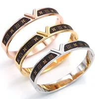 

Luxury Stainless Steel Leather V Shaped Bracelet for Women