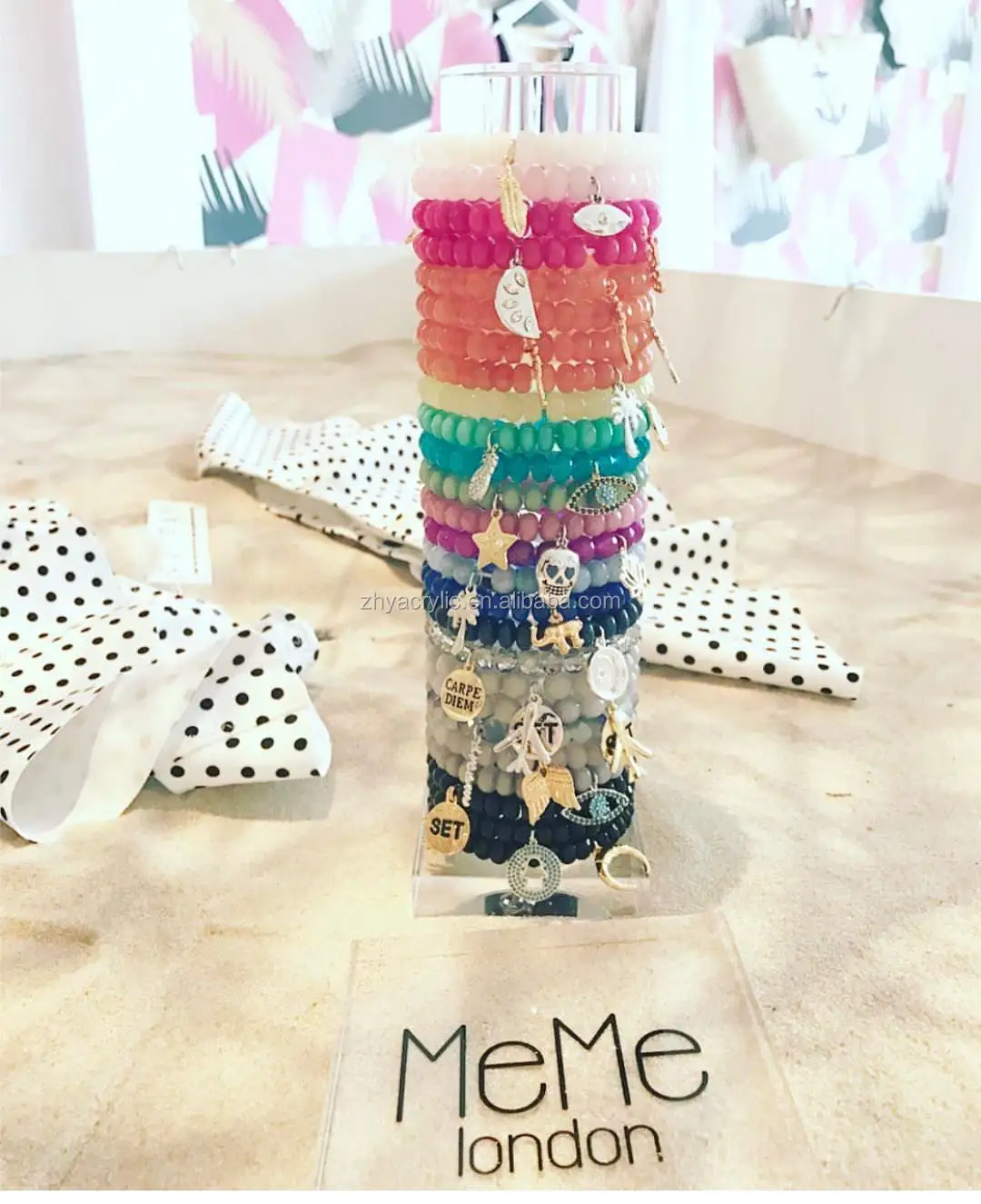 Custom Logo Clear Acrylic Vertical Jewelry Bracelet Stand Display