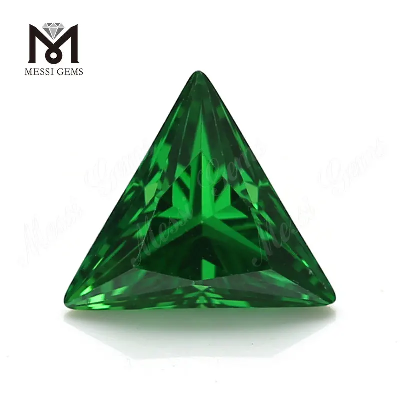 Оптовая цена треугольник нарезать 9x9 мм зеленый кубический цирконий свободный CZ камень