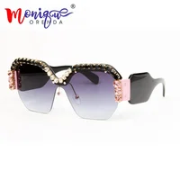 

Sexy Rimless Oversized Sunglasses Women Vintage Red Pink Luxury rhienston Sunglasses For Female Rivet Big Frame Male Shades