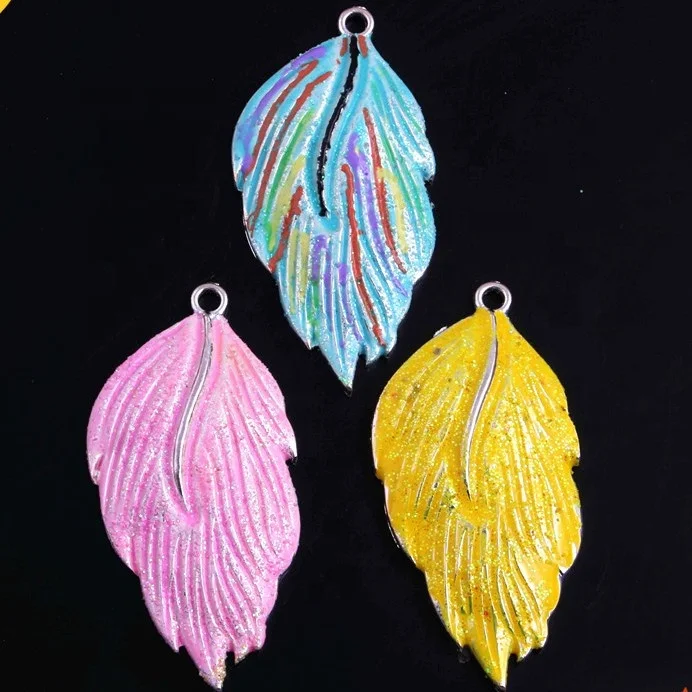 

RP-120 Feather Custom Enamel Chunky Pendant Charms for Kids Necklace Bubblegum Jewelry 26x50mm