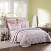 Yutong Chic Floral Patchwork Pattern Quilt Set Lightweight Coverlet Machine Washable Bedspread For All Season