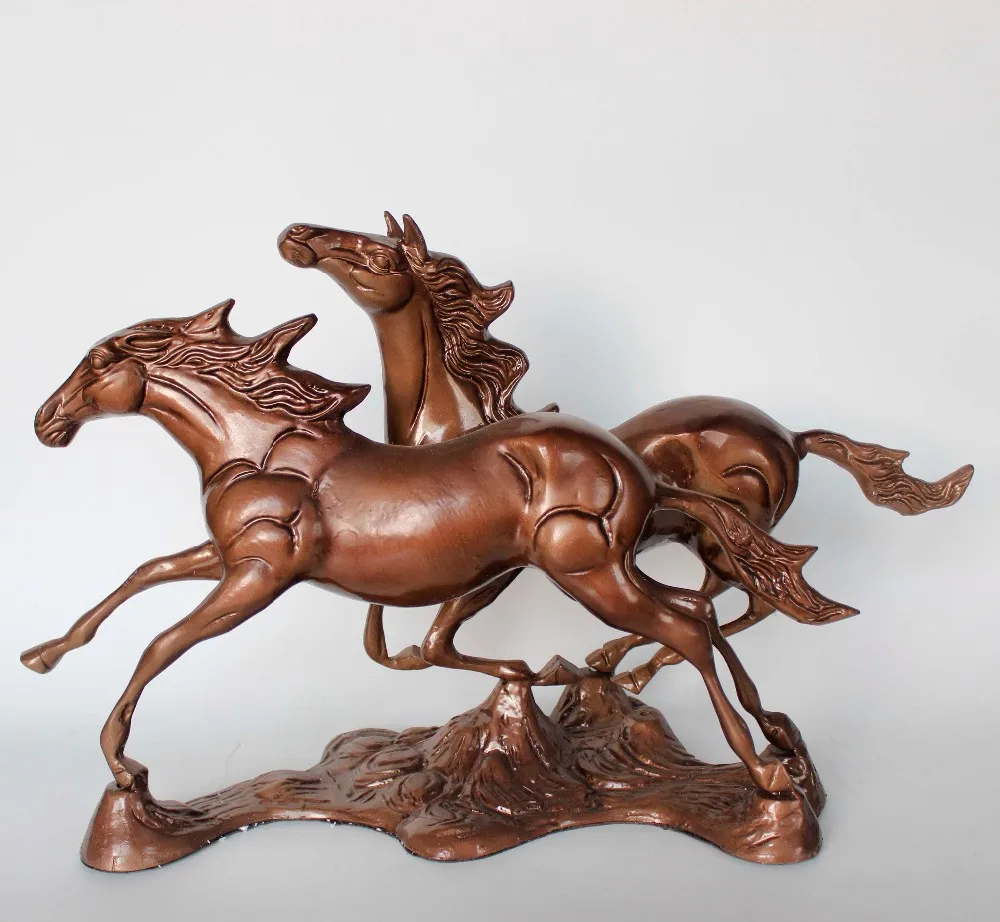 Patung kuda merupakan contoh jenis patung