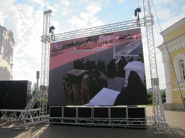 Outdoor P4.81 SMD1921 LED Display Rental Cabinet Screen Outdoor LED billboards LED video wall Display screen for wedding