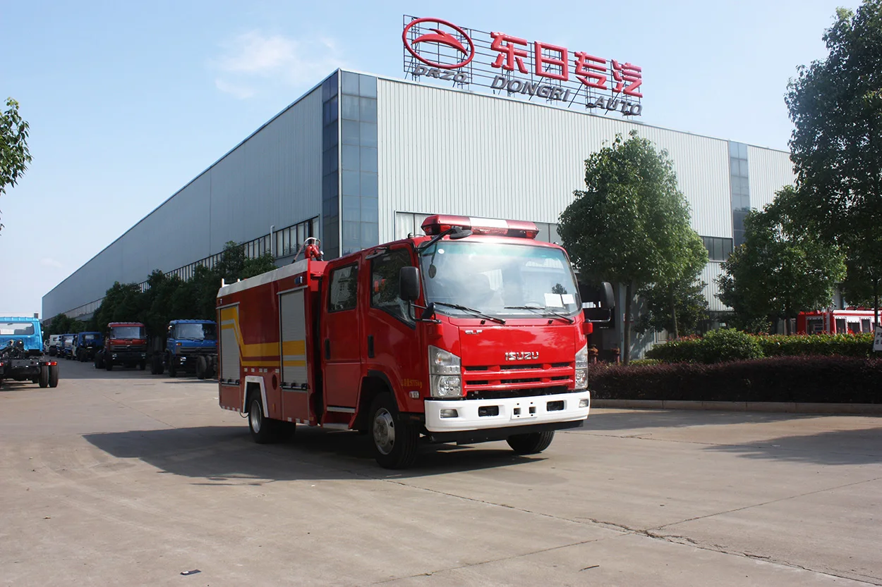 ISUZU 700P SIDE 1.jpg