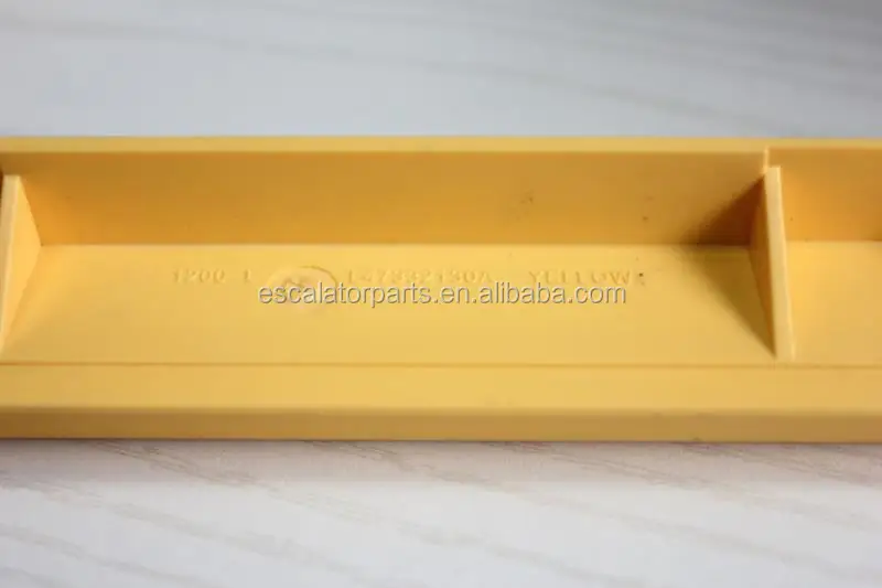 
L47332130A K-EDGE Plastic Escalator Step yellow demarcation for escalator parts 