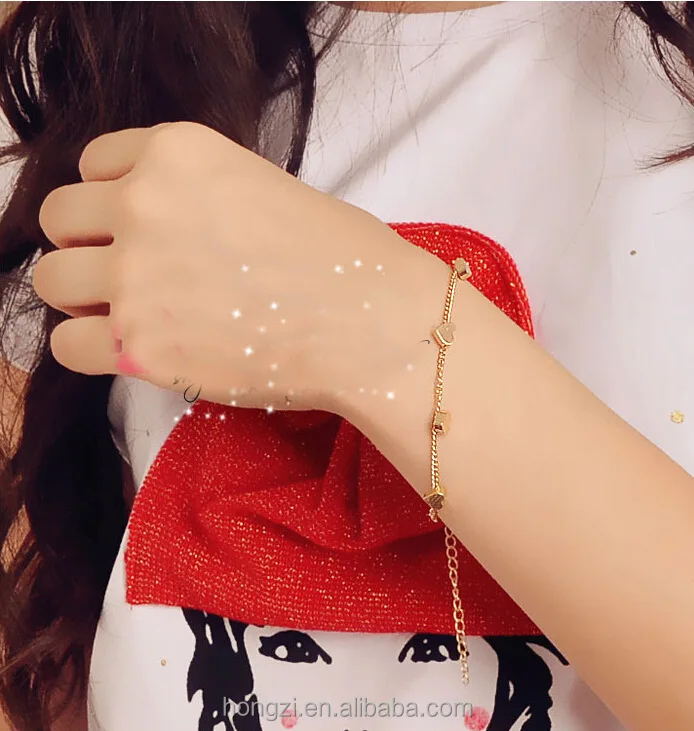

Fashion five-star heart bracelet with five hearts and hearts bracelet han edition little fresh lady star hand decoration