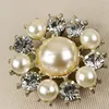 2019 New style elegant pearl brooch for women's clothing