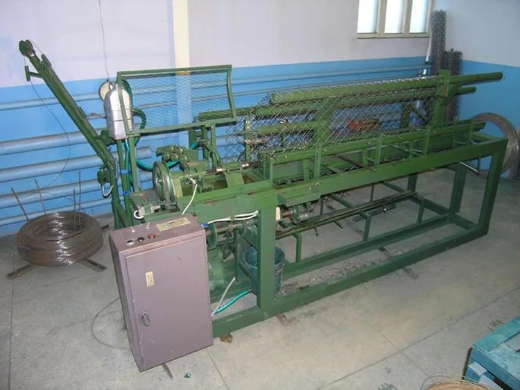 Automatic Wire Fence Making Machines / Automatic Chain Link Fence