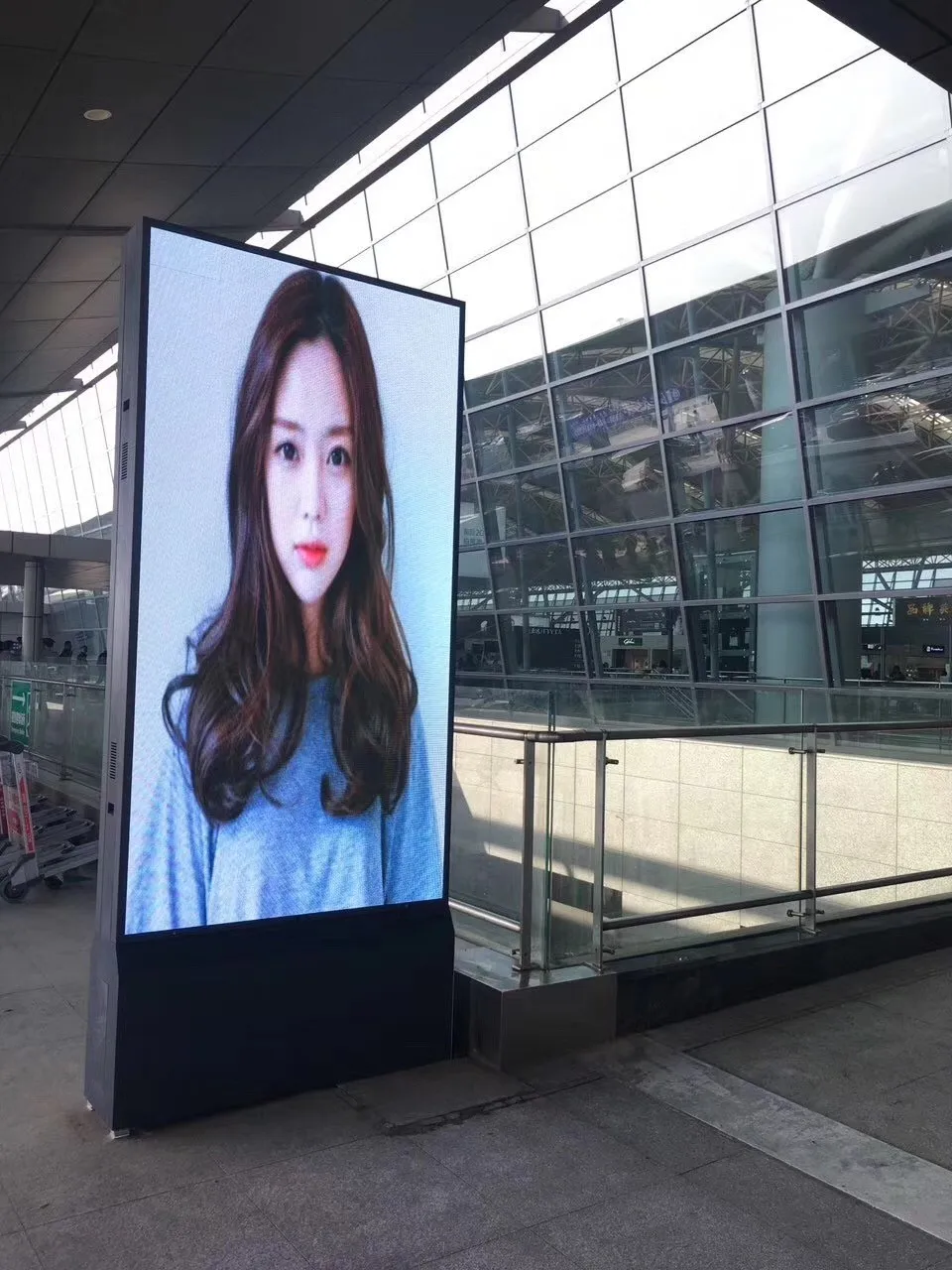 source rgx 2018 new standing frame led tv panel indoor and outdo