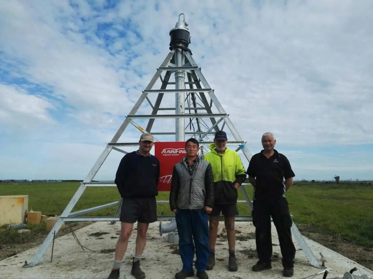 mmexport1482815239952