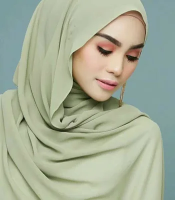 

big size 200*70 sizeYiwu factory inventory ethnic ladies monochrome pearl muslim bubble chiffon shawl pop hijab scarf