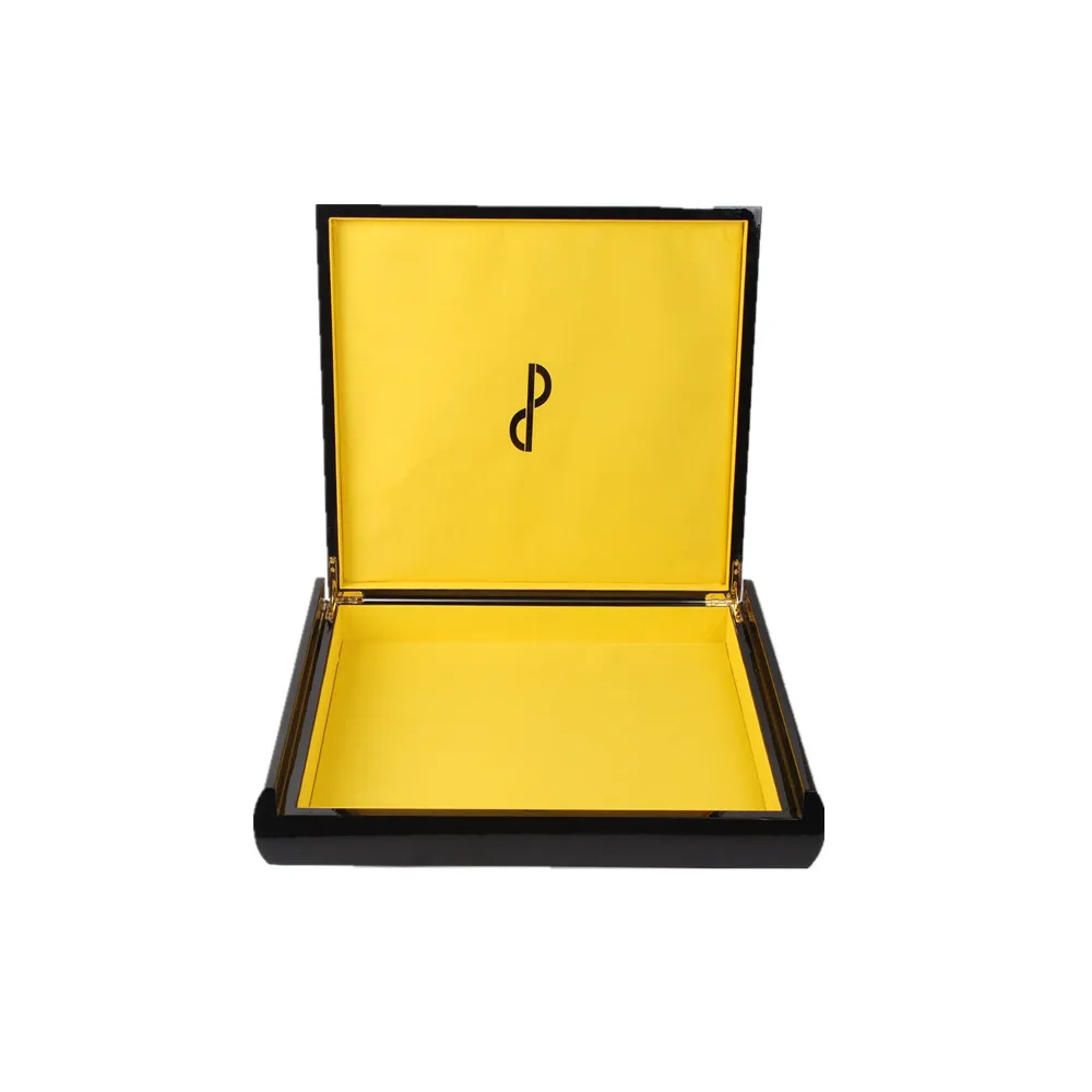 wooden chocolate  box 4.jpg