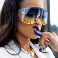 

JASPEER 2019 Rimless Oversized one piece Shades sunglasses women Gradient color Costom Large sunglasses women