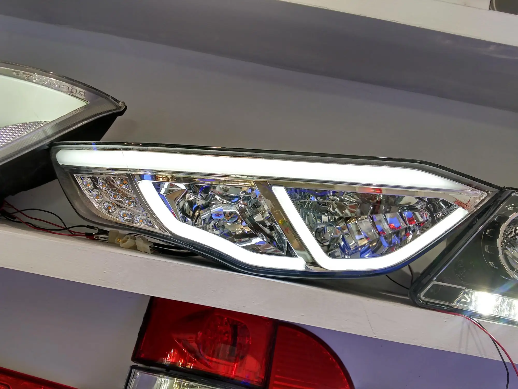 DG2013-5A HEADLAMP