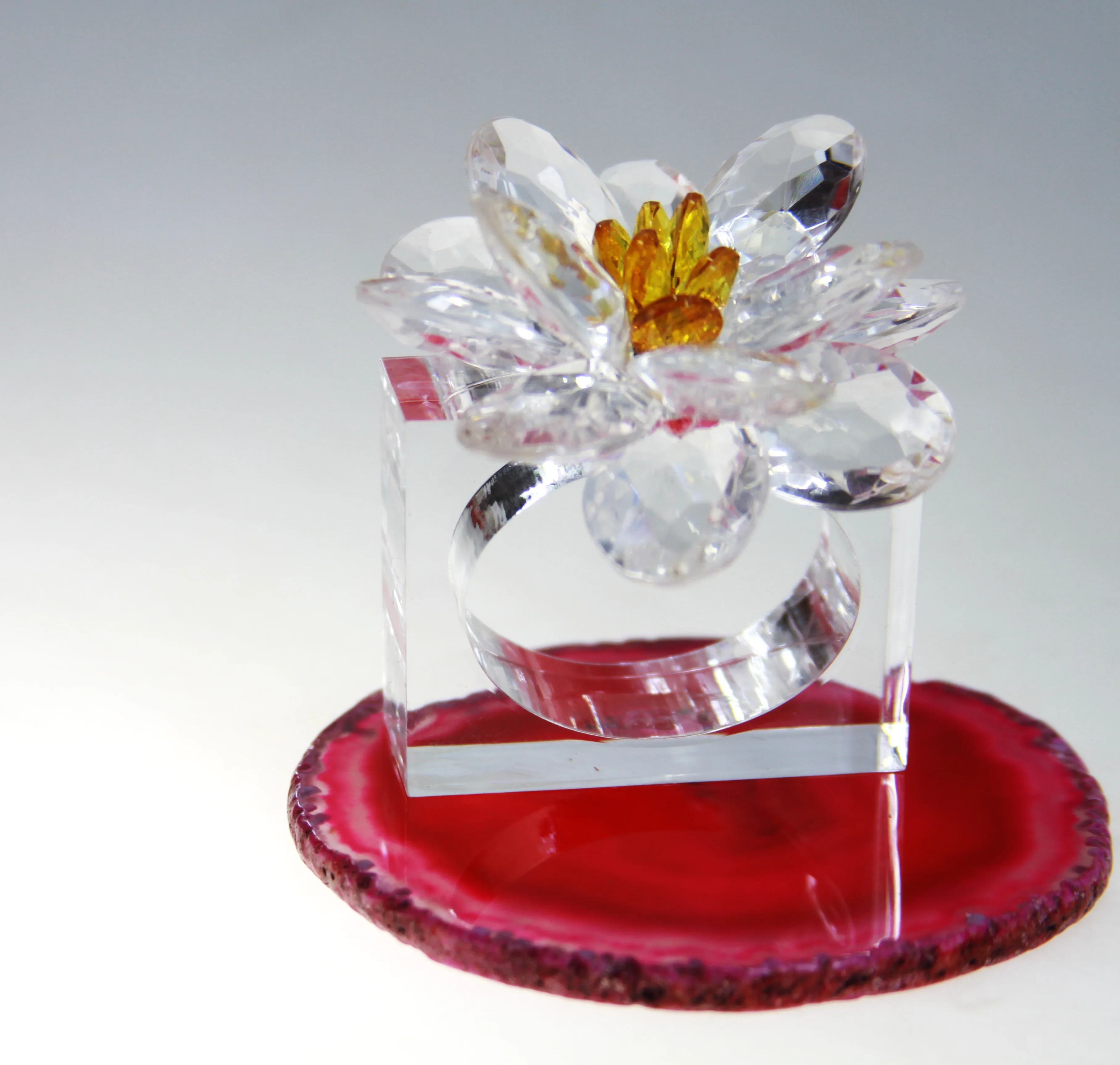 

Clear acrylic flower napkin ring in different colors beads napkin ring,, Gold/silver/red/blue/etc