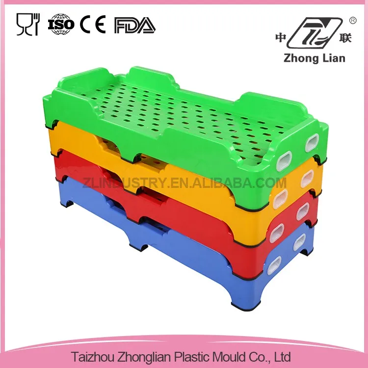 Preschool Injection Nursery Cot Stackable Sleeping Plastic Child Bed