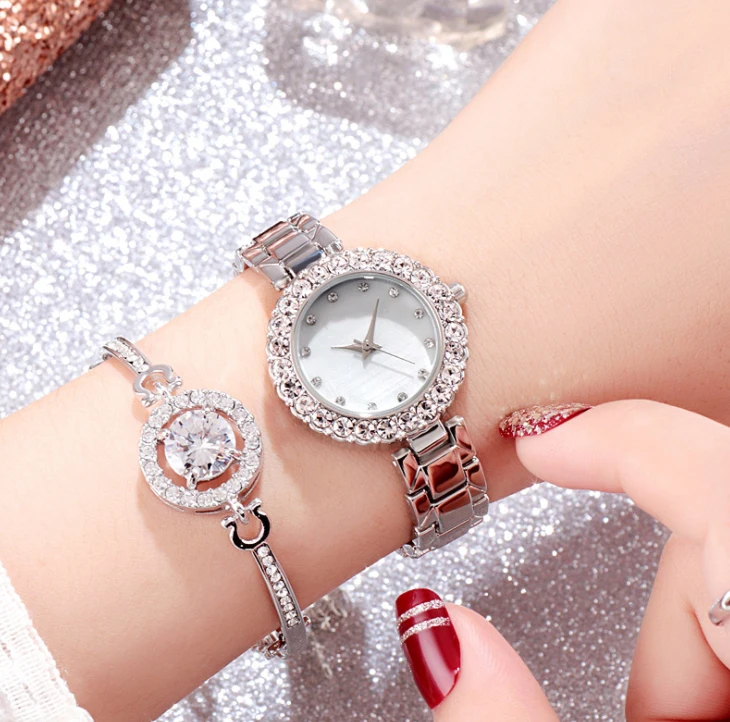 

2019 New Stainless Steel Diamond Watch Personality Women Watches Ladies Bracelet + Watch two-piece set free shipping