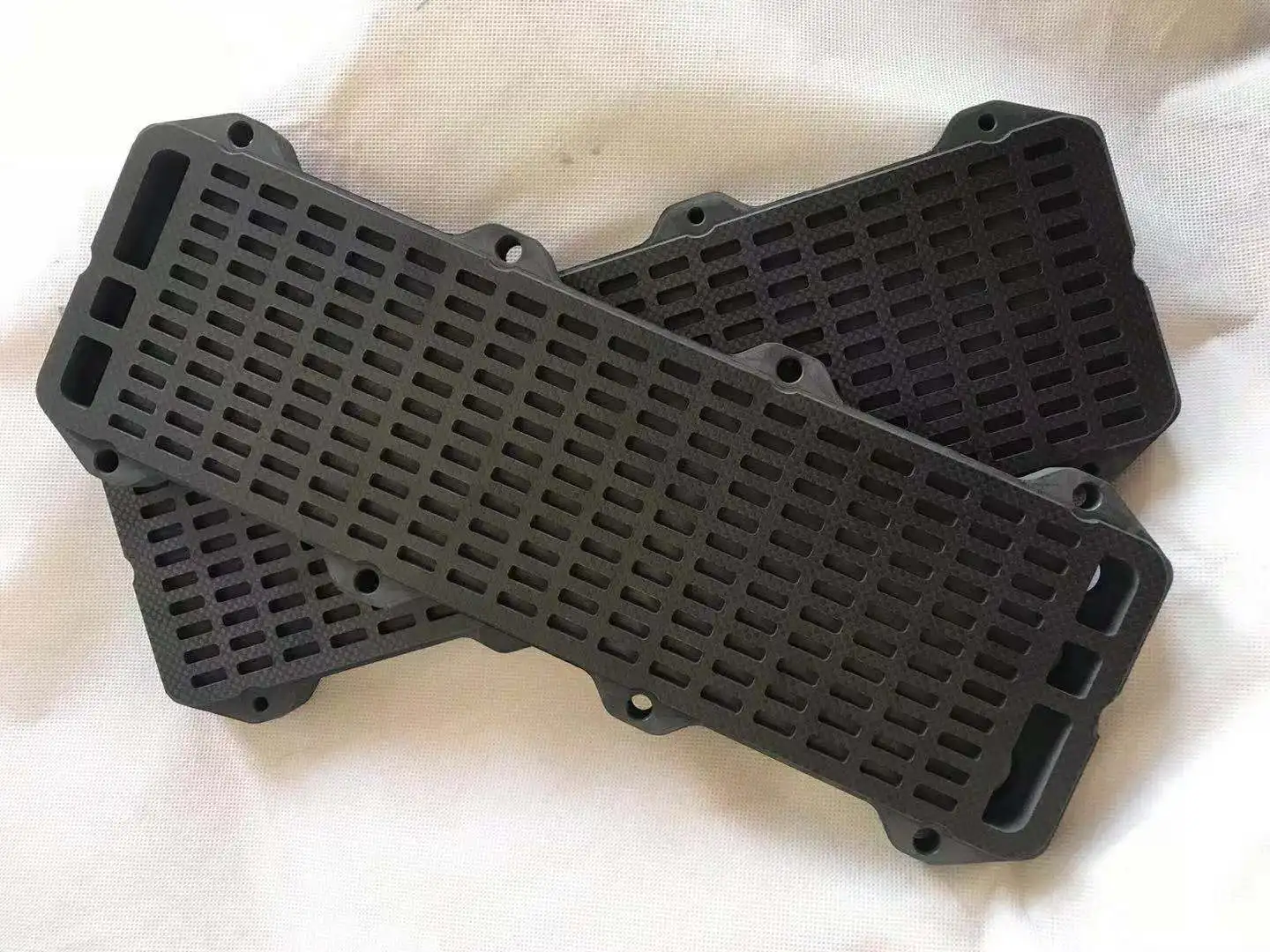 
1mm 1.5mm 2mm 3mm 4mm 5mm 6mm custom made carbon fiber frame application cnc carbon fiber sheet / plates parts 