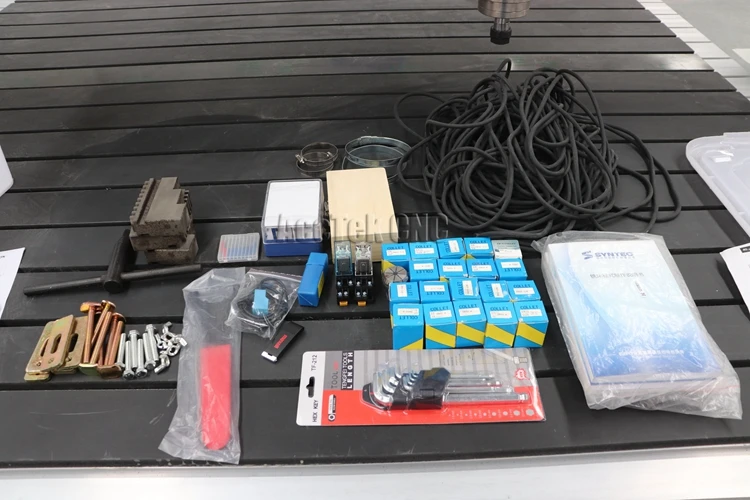 4 axis cnc router02.jpg